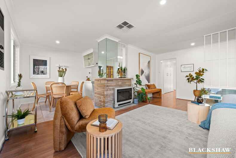 94 Phillip Avenue Downer