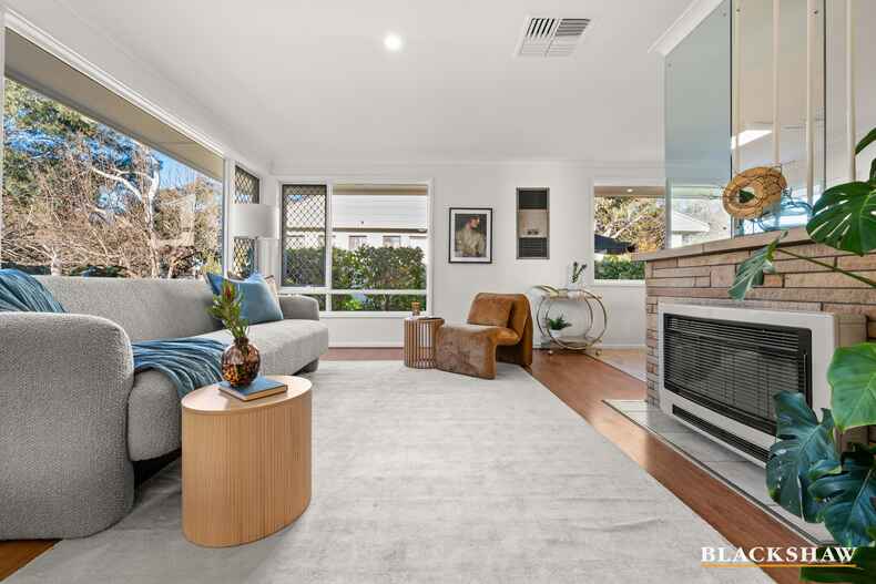 94 Phillip Avenue Downer