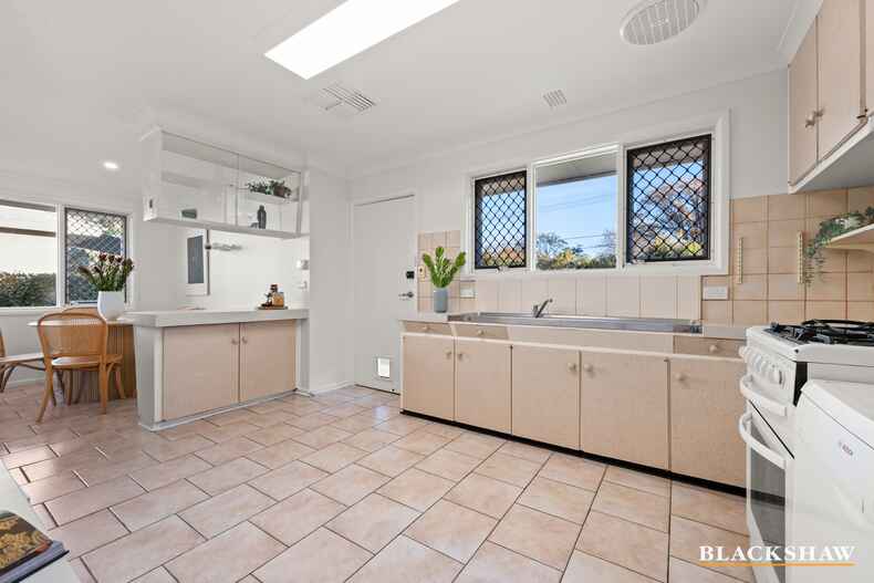 94 Phillip Avenue Downer