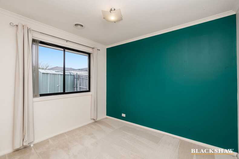 3 Hanrahan Crescent Dunlop