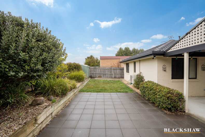 3 Hanrahan Crescent Dunlop