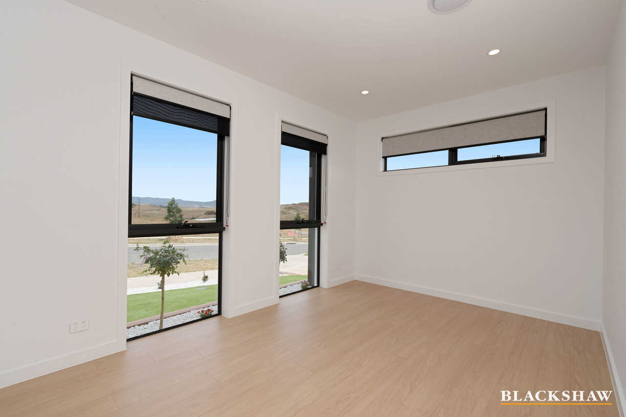 13 Axelrad Street Whitlam