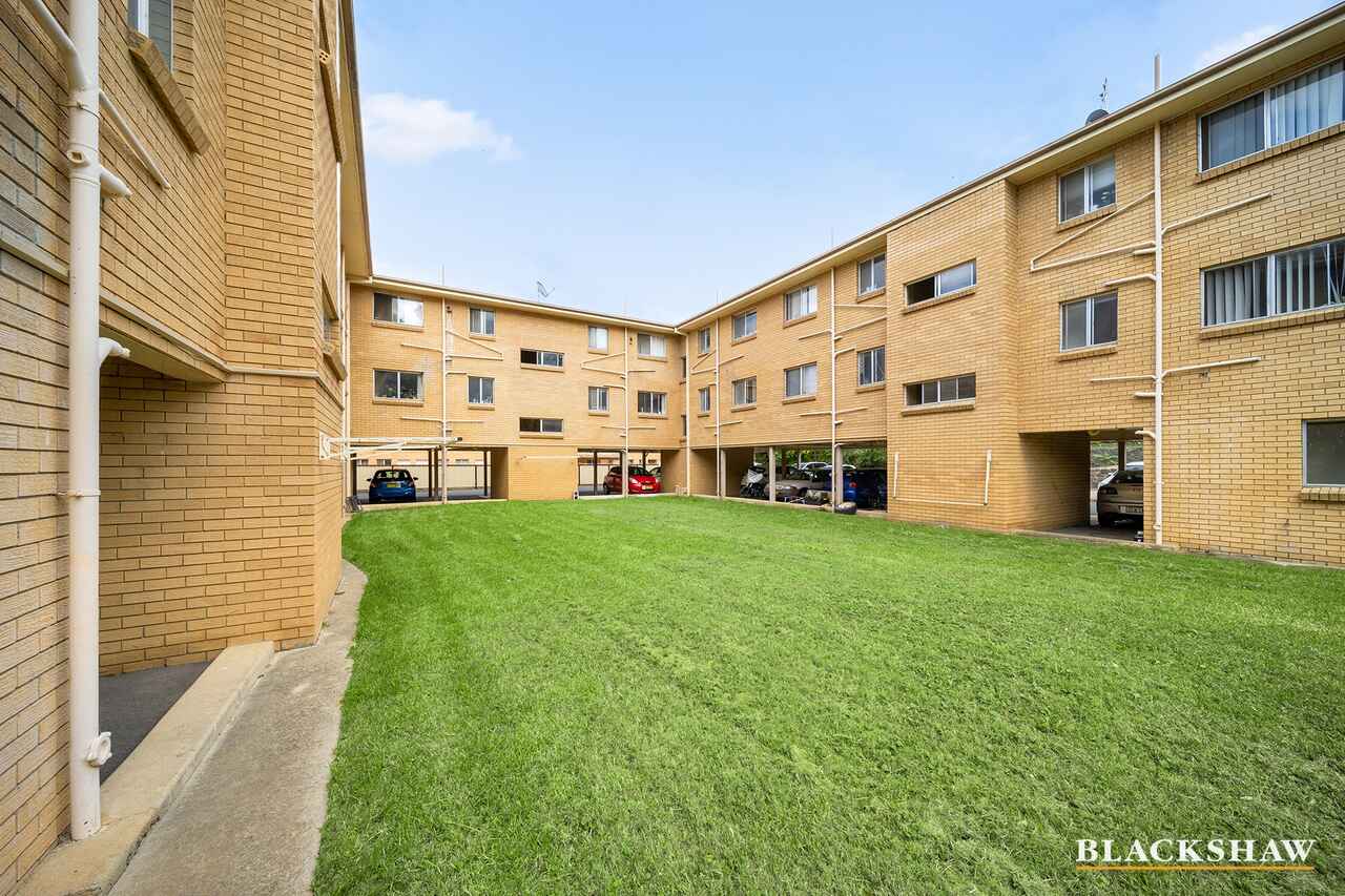 19/63 Molonglo Street Queanbeyan