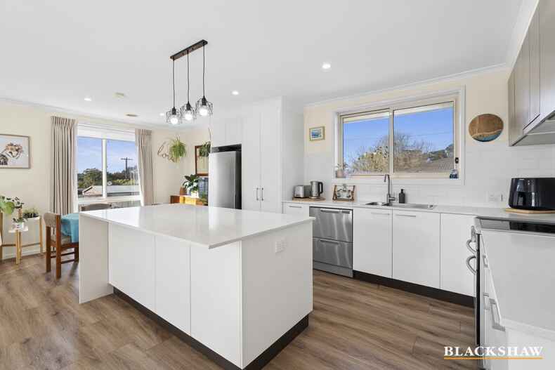 6 Kissane Crescent Evatt 6 Kissane Crescent Evatt