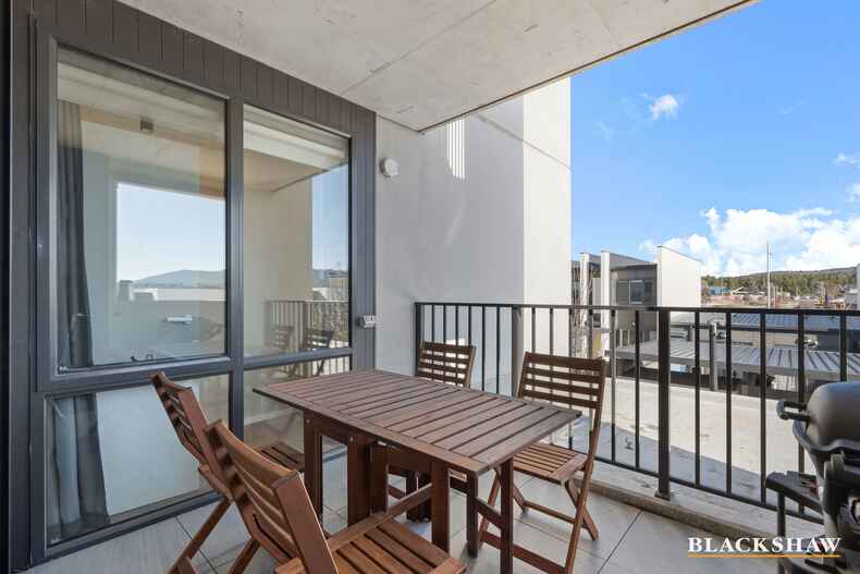 18/566 Cotter Road Wright