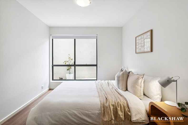 2/52 Jeff Snell Crescent Dunlop