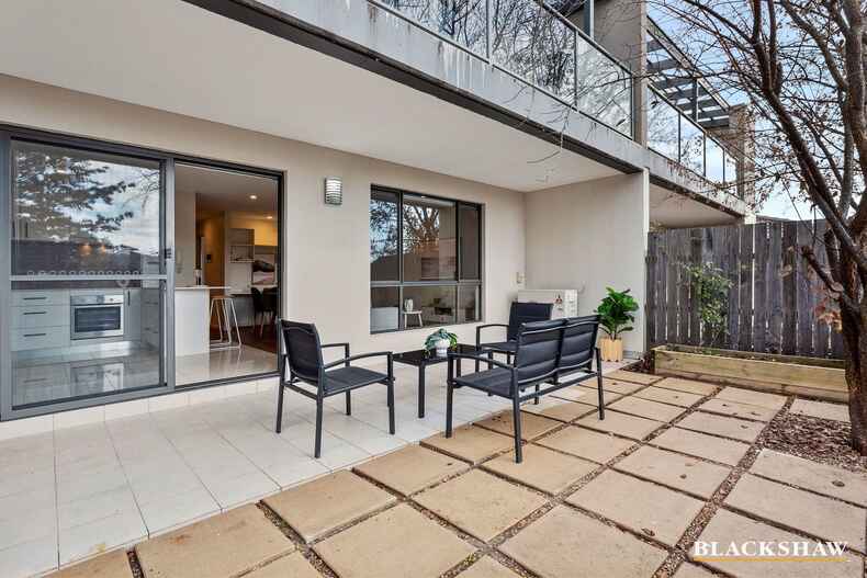 2/52 Jeff Snell Crescent Dunlop