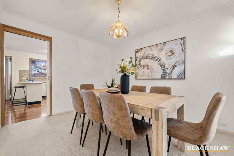 16 McClintock Street Lyneham