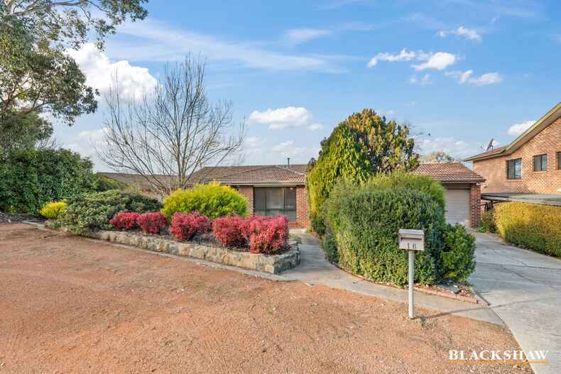 16 McClintock Street Lyneham