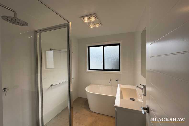 11 Currawong Crescent Malua Bay