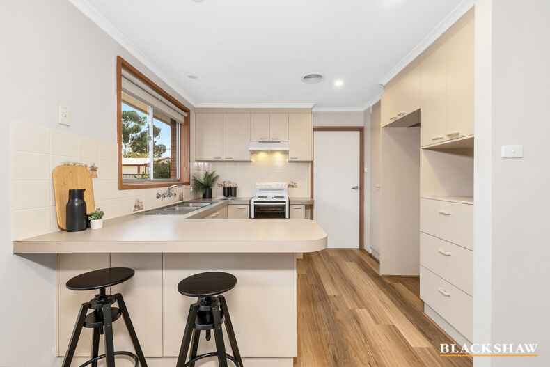 23 Bokhara Circuit Kaleen