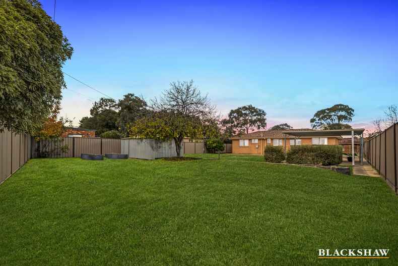 23 Bokhara Circuit Kaleen