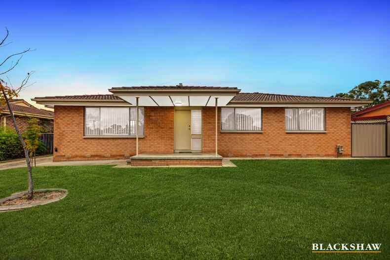 23 Bokhara Circuit Kaleen