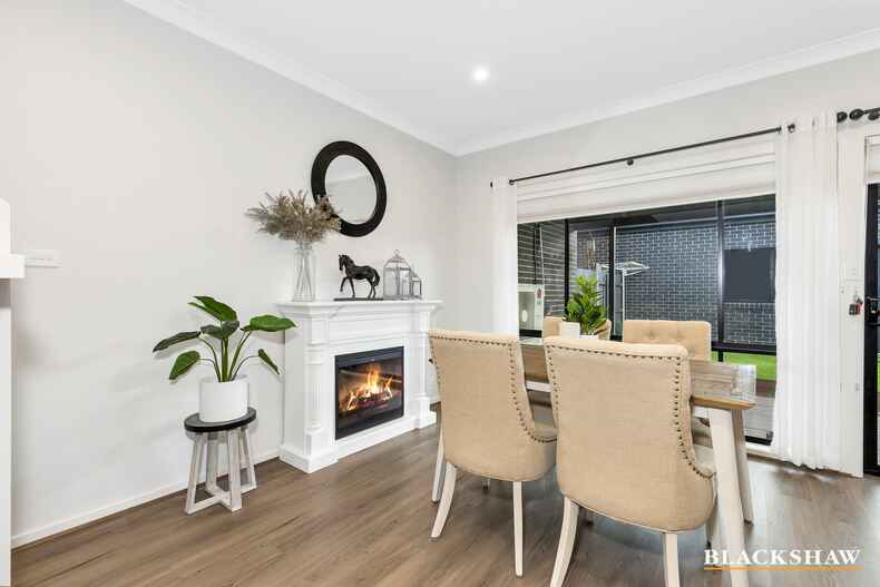 9/1 Ronald Walker Street Casey