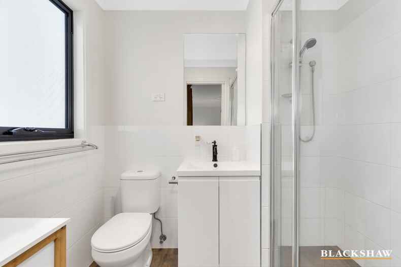 9/1 Ronald Walker Street Casey 9/1 Ronald Walker Street Casey