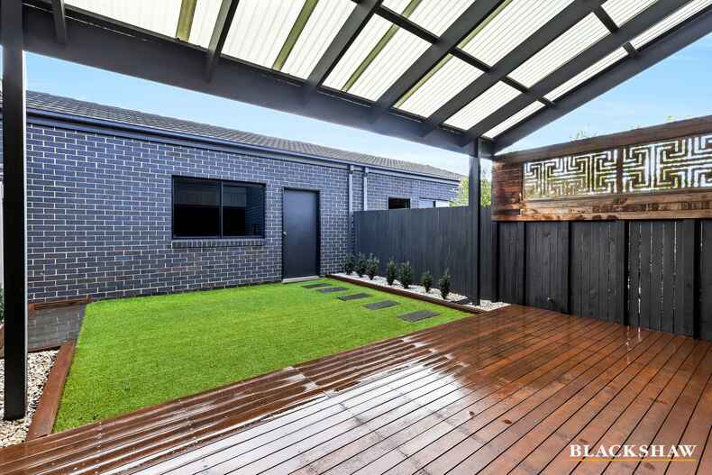 9/1 Ronald Walker Street Casey 9/1 Ronald Walker Street Casey