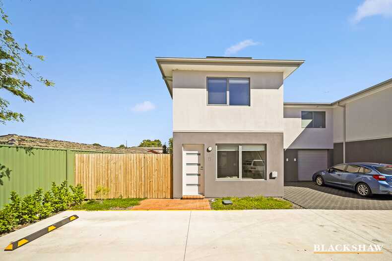 5/8 Donald Road Queanbeyan