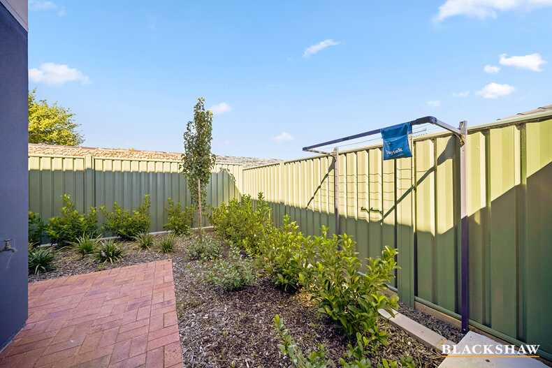 5/8 Donald Road Queanbeyan