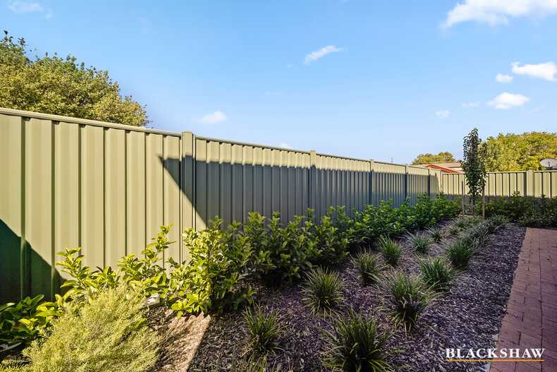5/8 Donald Road Queanbeyan
