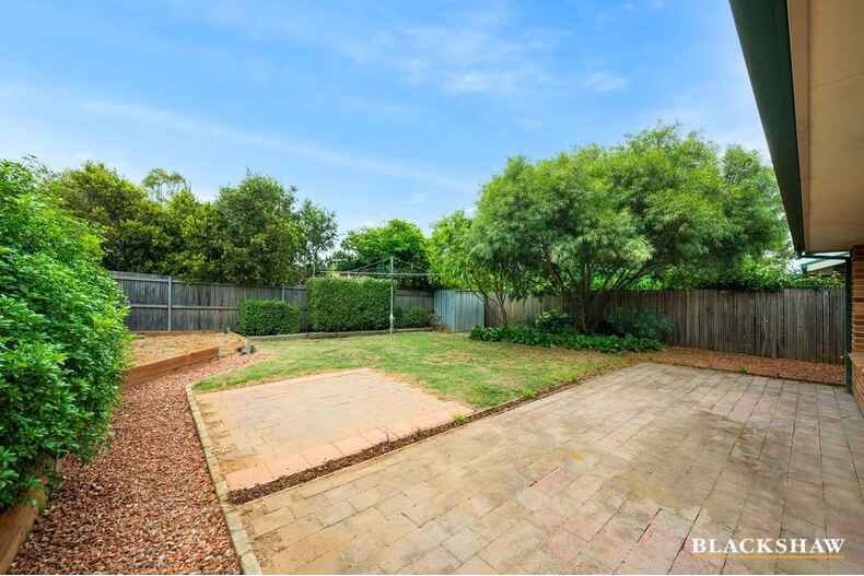 5 Bushby Place Holt 5 Bushby Place Holt