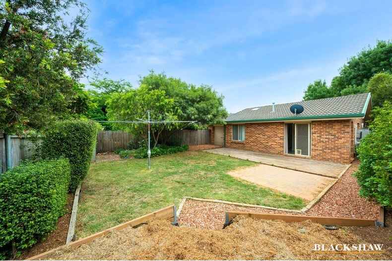 5 Bushby Place Holt 5 Bushby Place Holt