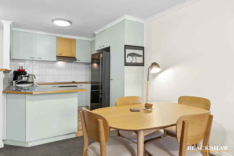 30/38-40 Torrens Street Braddon