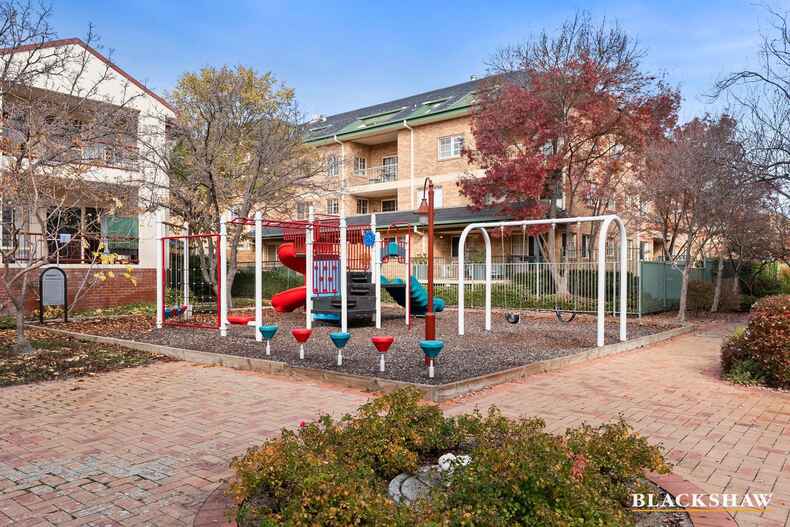 30/38-40 Torrens Street Braddon