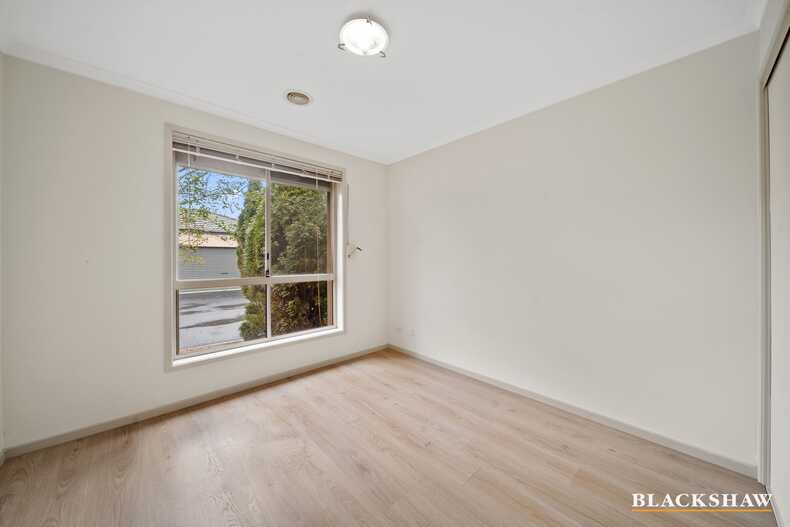 8/100 Molonglo Street Bungendore