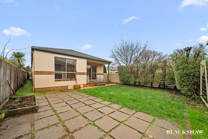 8/100 Molonglo Street Bungendore