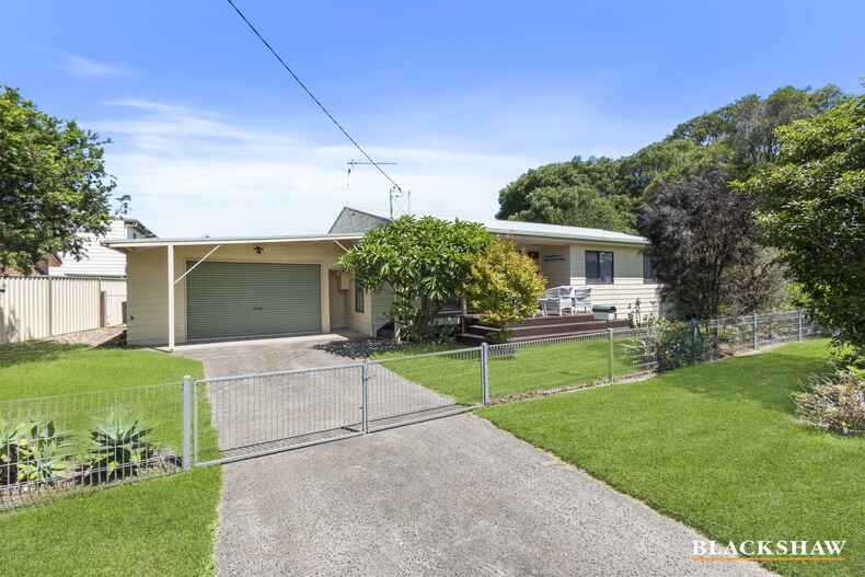 3 Barton Parade Tomakin