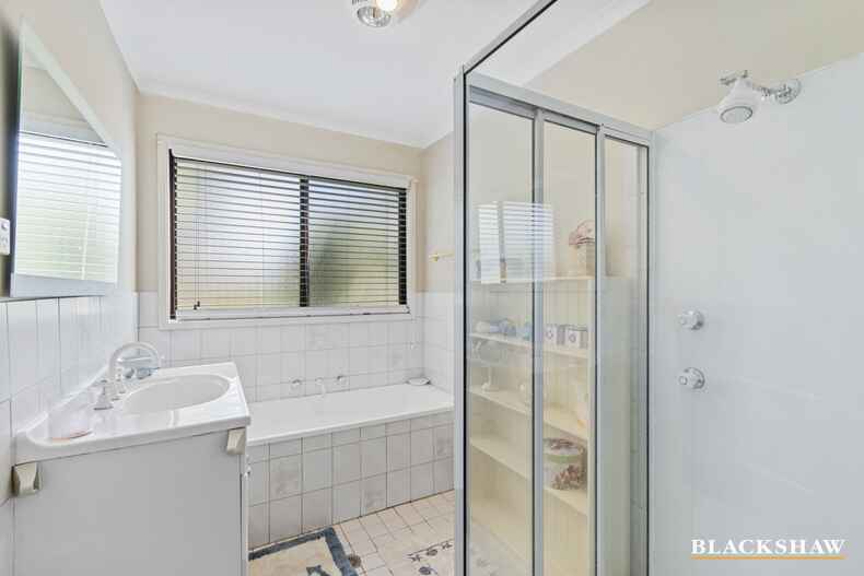 3 Barton Parade Tomakin