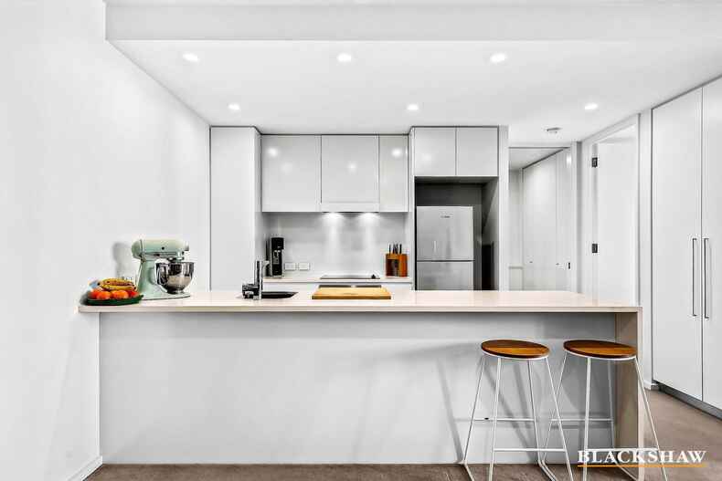 208/50 Eastlake Parade Kingston