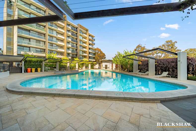 281/7 Irving Street Phillip