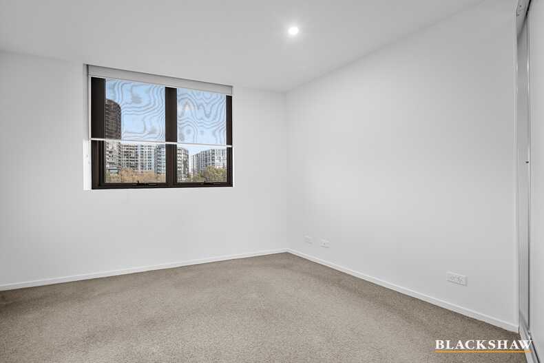 281/7 Irving Street Phillip