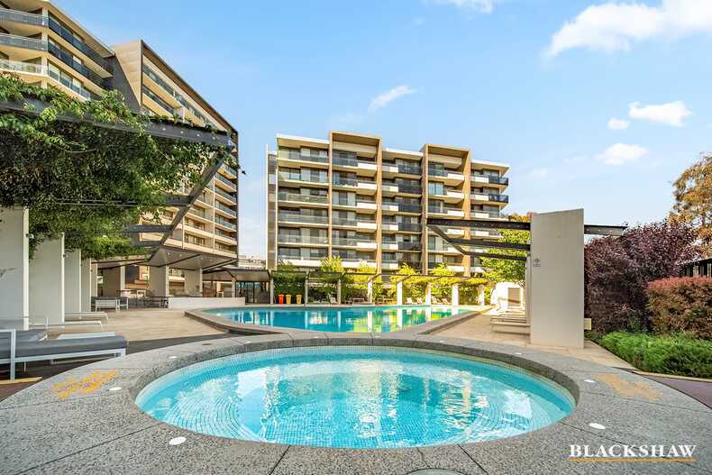 281/7 Irving Street Phillip