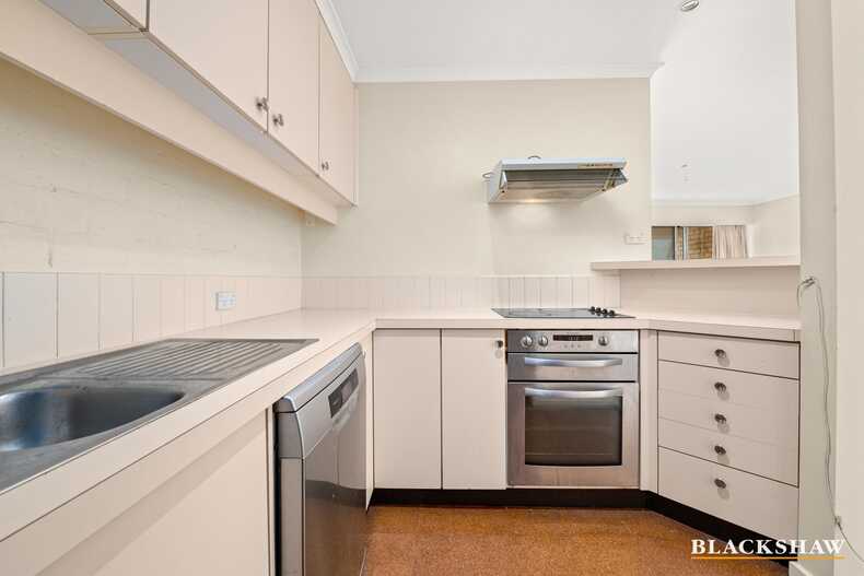 12/8 Howitt Street Kingston