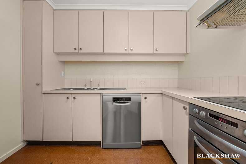 12/8 Howitt Street Kingston