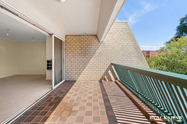12/8 Howitt Street Kingston