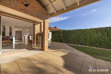 18 Siroset Close Dunlop