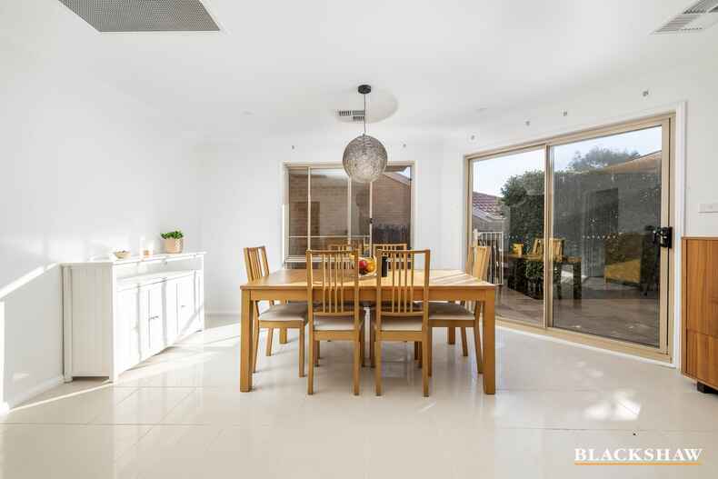 18 Siroset Close Dunlop