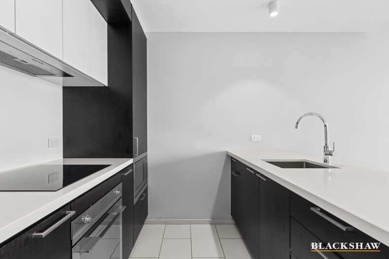 25/6 Trevillan Quay Kingston