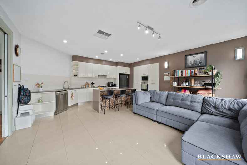 104 Lance Hill Avenue Dunlop 104 Lance Hill Avenue Dunlop