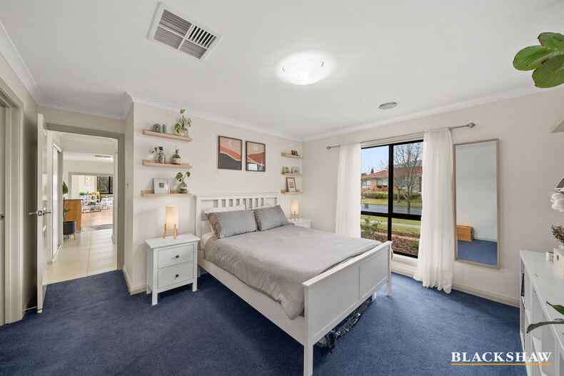104 Lance Hill Avenue Dunlop 104 Lance Hill Avenue Dunlop