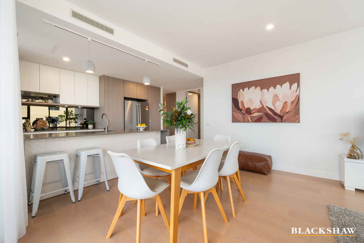 225/1 Kalma Way Campbell