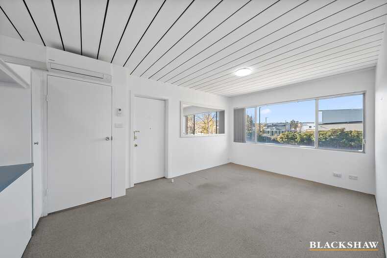 9/12 Morisset Street Queanbeyan