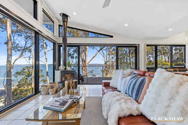 6A Karana Close Long Beach