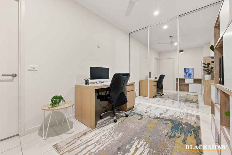 35/12 National Circuit Barton 35/12 National Circuit Barton