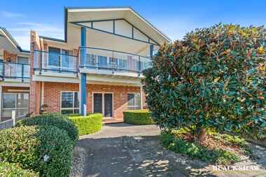 8a Ocean Road Batehaven