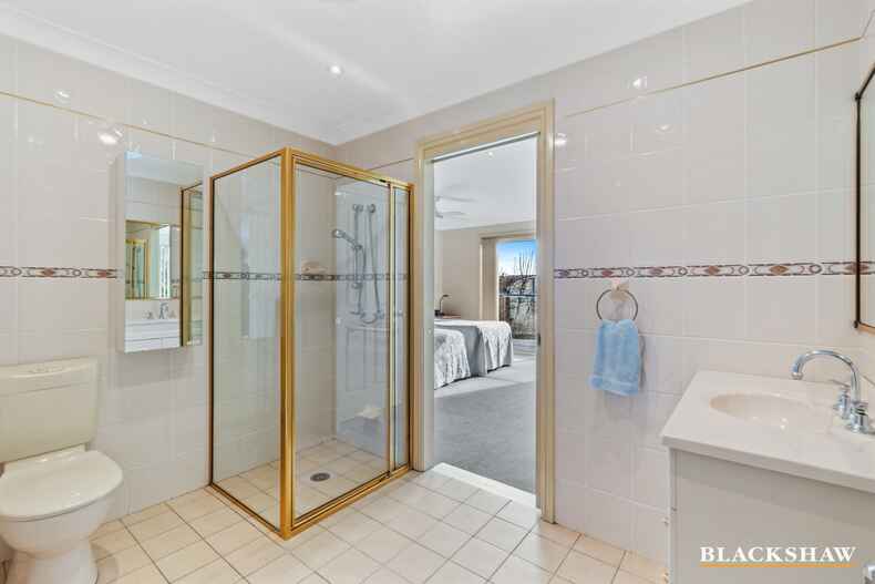 8a Ocean Road Batehaven