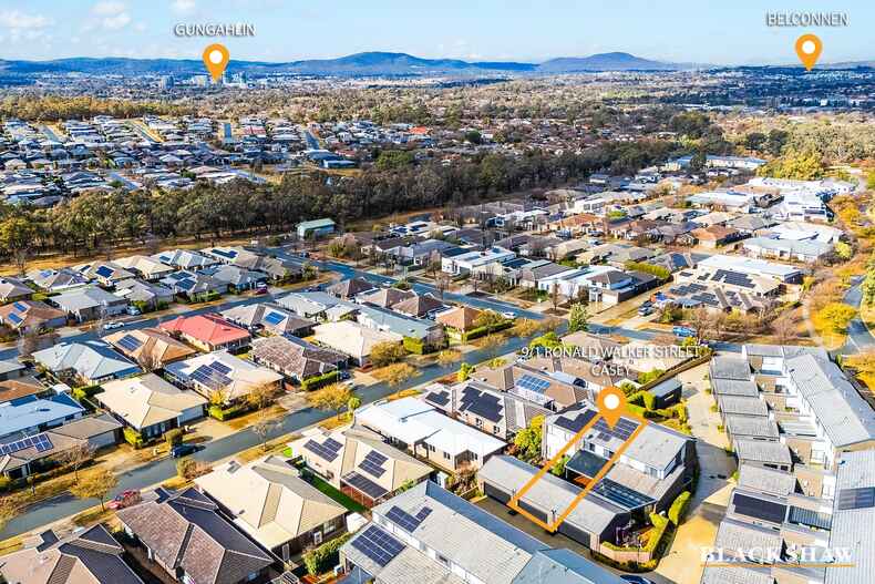 9/1 Ronald Walker Street Casey 9/1 Ronald Walker Street Casey